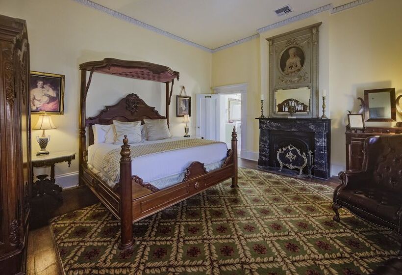 فندق The Inn At Cedar Grove