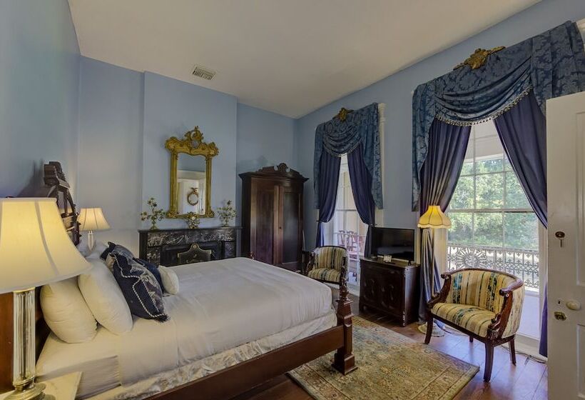 فندق The Inn At Cedar Grove