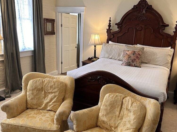 فندق The Inn At Cedar Grove