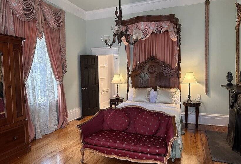 فندق The Inn At Cedar Grove