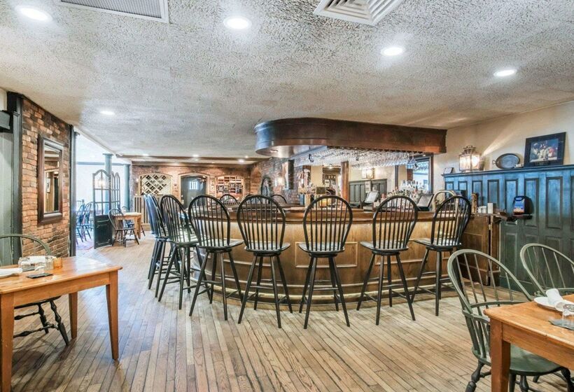 The Century House, Ascend Hotel Collection