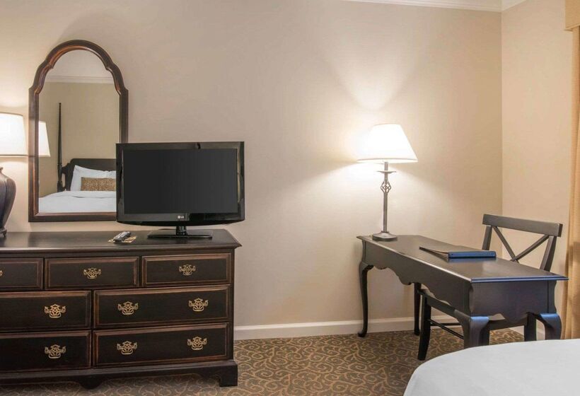 The Century House, Ascend Hotel Collection