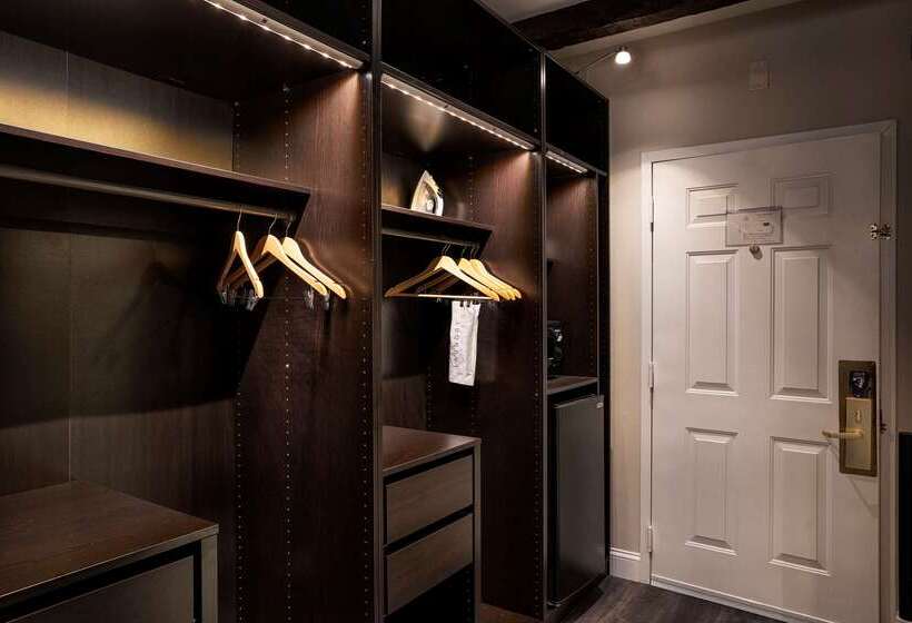 The Century House, Ascend Hotel Collection