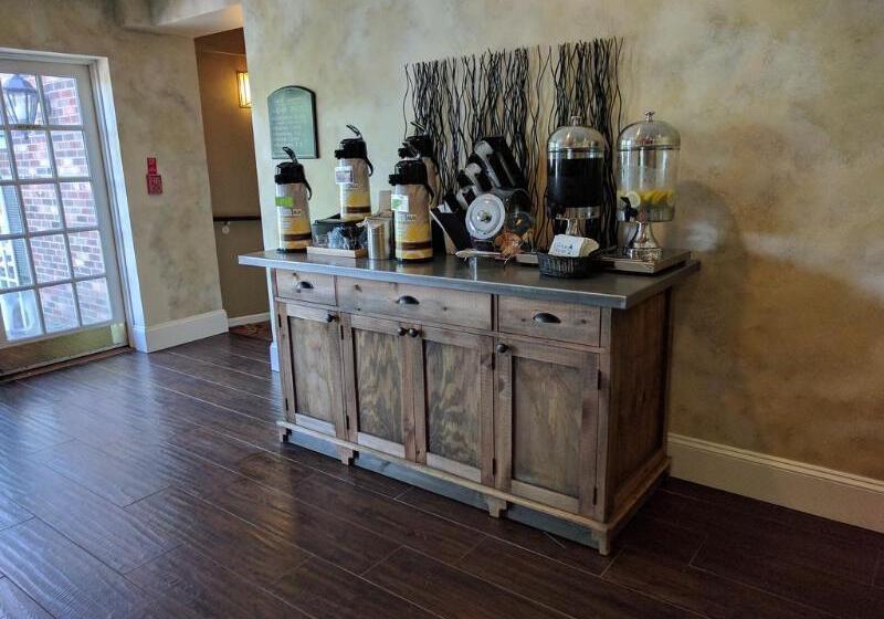 The Century House, Ascend Hotel Collection