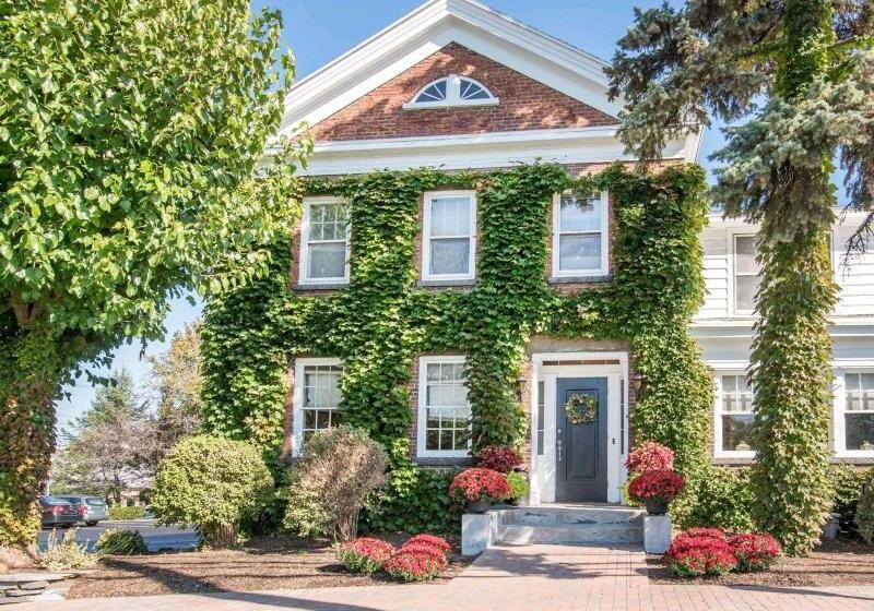 The Century House, Ascend Hotel Collection