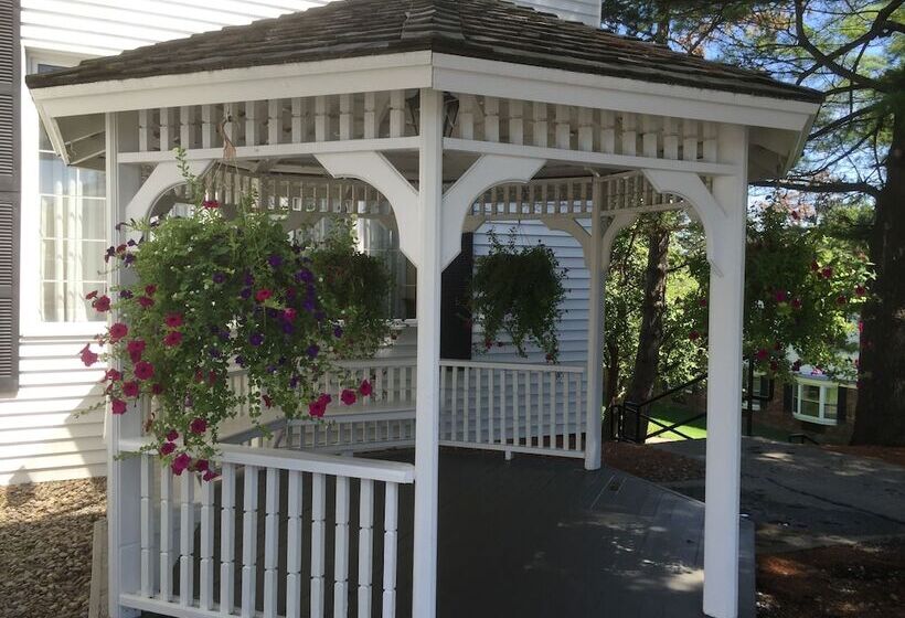 The Century House, Ascend Hotel Collection