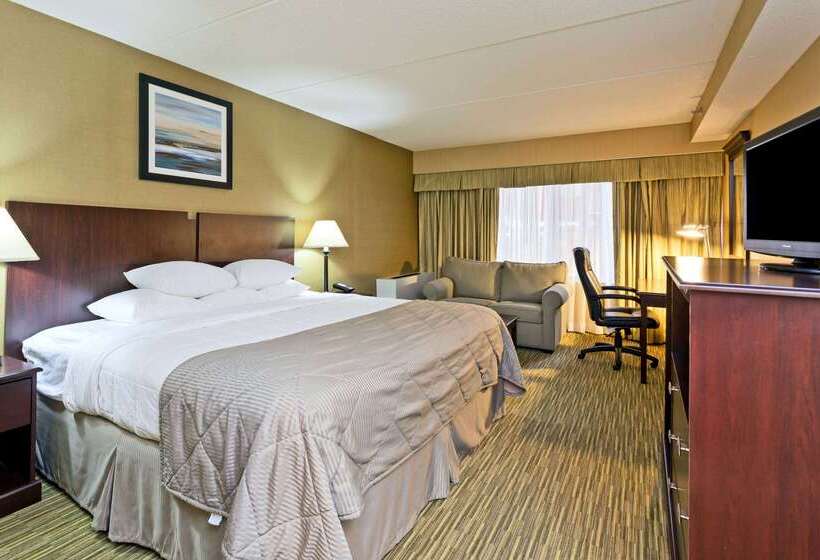 Отель Wyndham Garden Ann Arbor