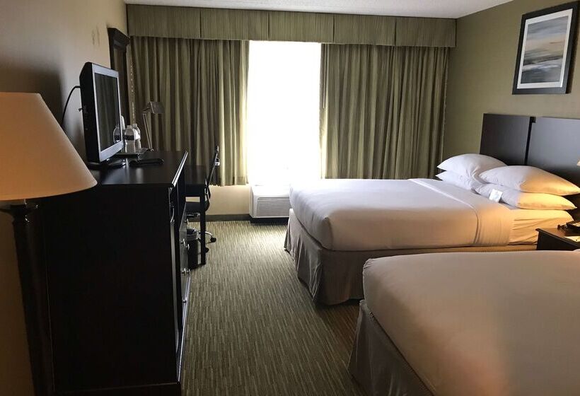 Отель Wyndham Garden Ann Arbor