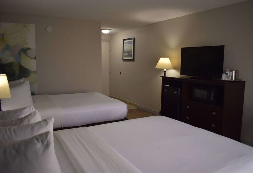 Отель Wyndham Garden Ann Arbor