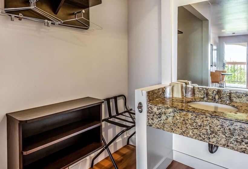 Motel 6 Gardena, Ca   South