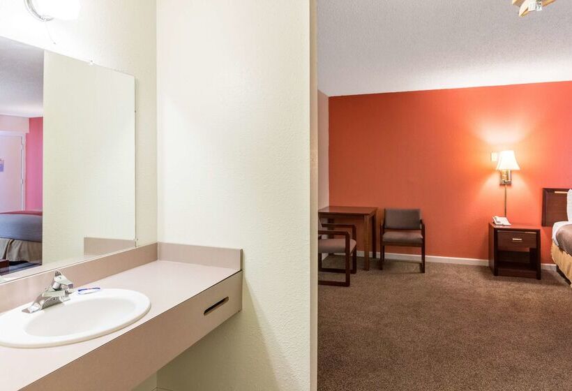 Motel 6butte, Mt  Historic City Center