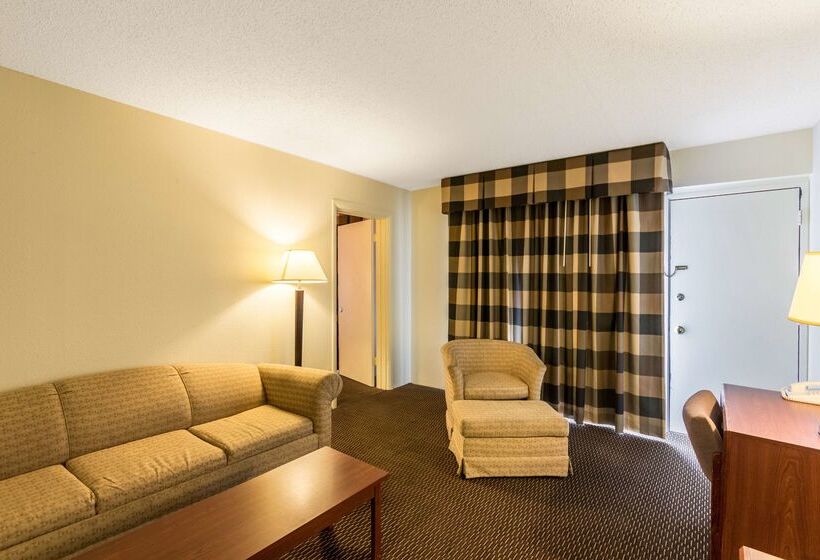 Motel 6butte, Mt  Historic City Center