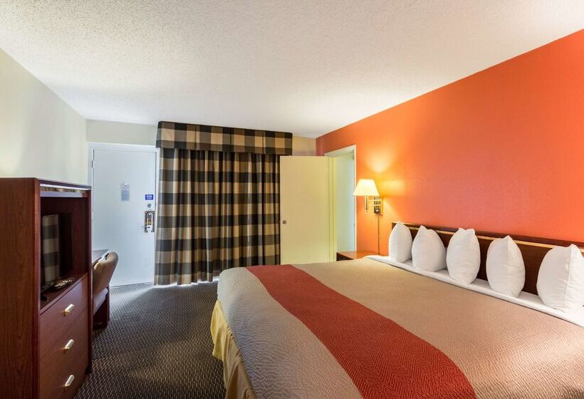 Motel 6butte, Mt  Historic City Center