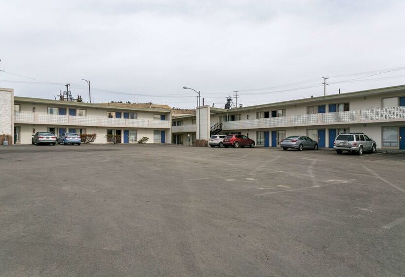 Motel 6butte, Mt  Historic City Center