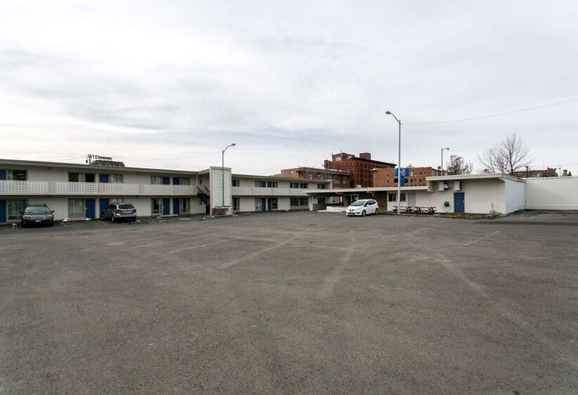 Motel 6butte, Mt  Historic City Center