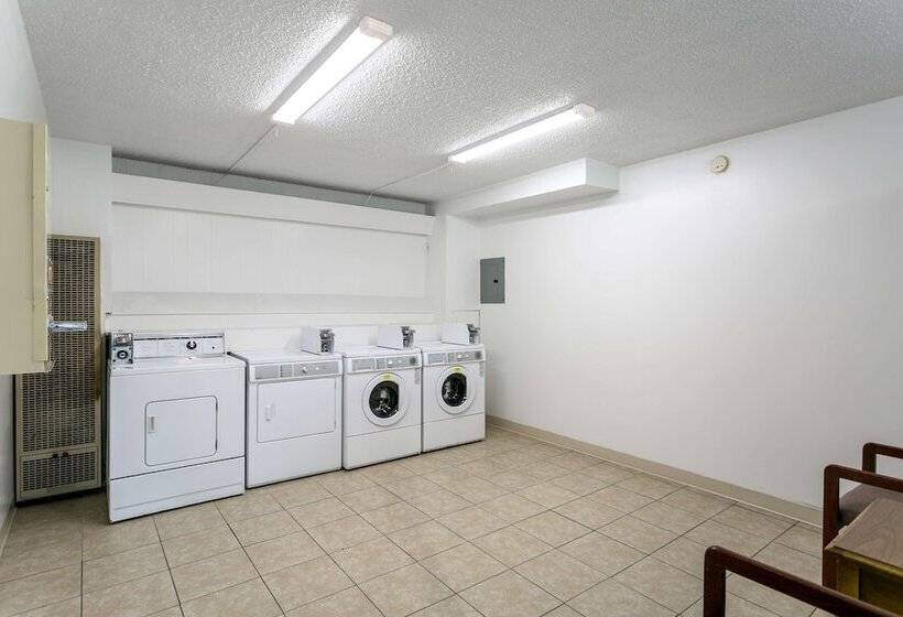 Motel 6butte, Mt  Historic City Center