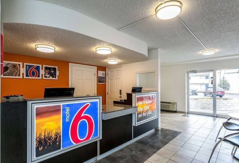 Motel 6butte, Mt  Historic City Center