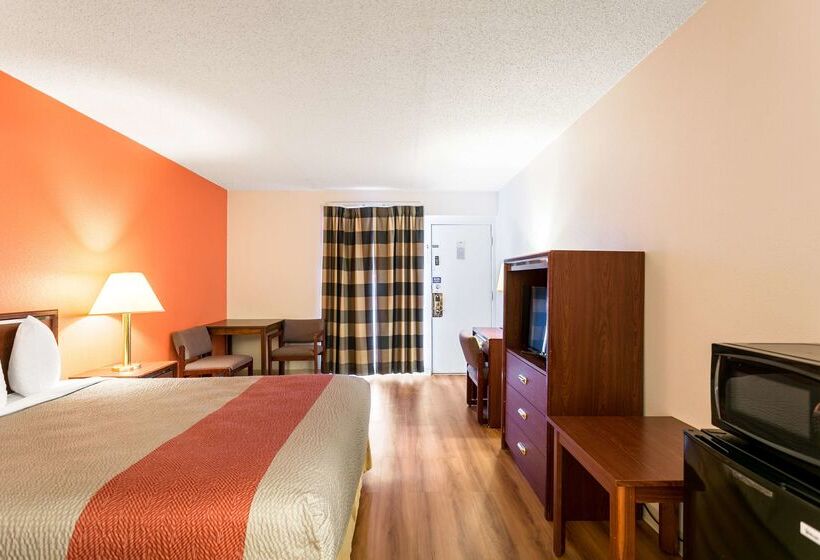 Motel 6butte, Mt  Historic City Center