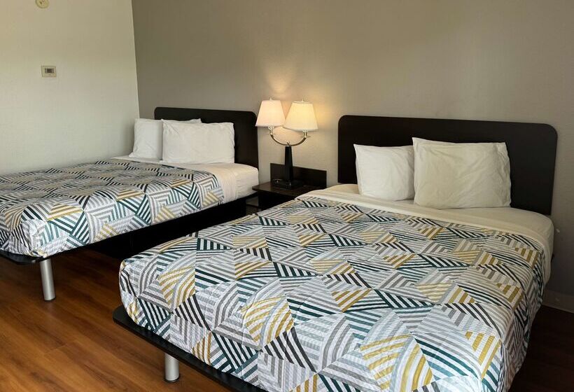 Motel 6butte, Mt  Historic City Center