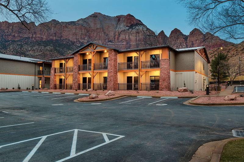 מוטל Best Western Plus Zion Canyon Inn & Suites