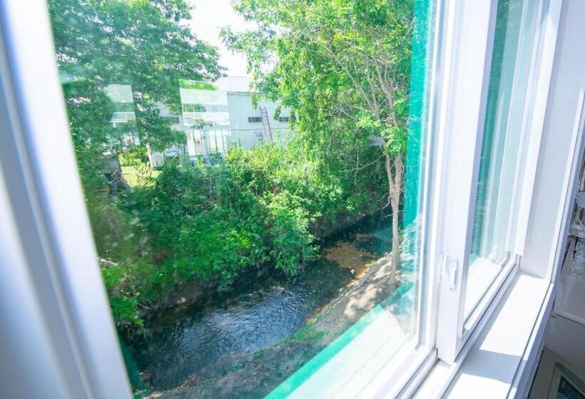 מוטל Cape Sands Inn