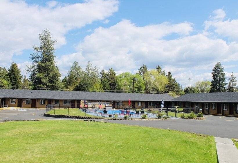 فندق على الطريق Cascade Lodge