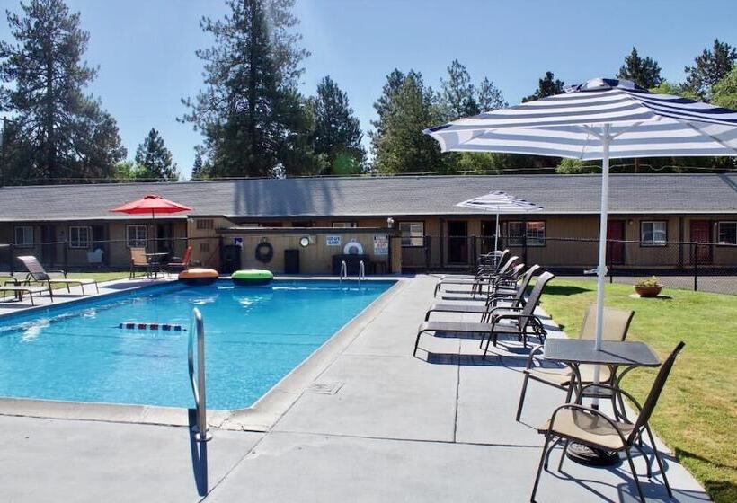 فندق على الطريق Cascade Lodge