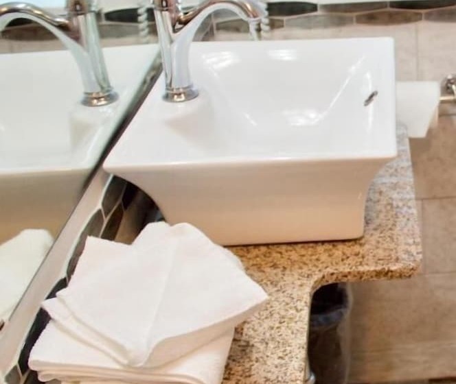 فندق على الطريق Cascade Lodge