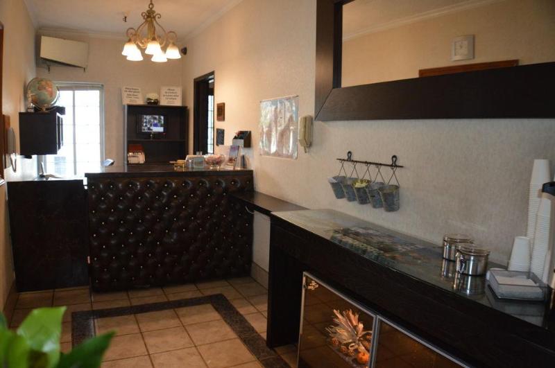 فندق على الطريق Castle Inn