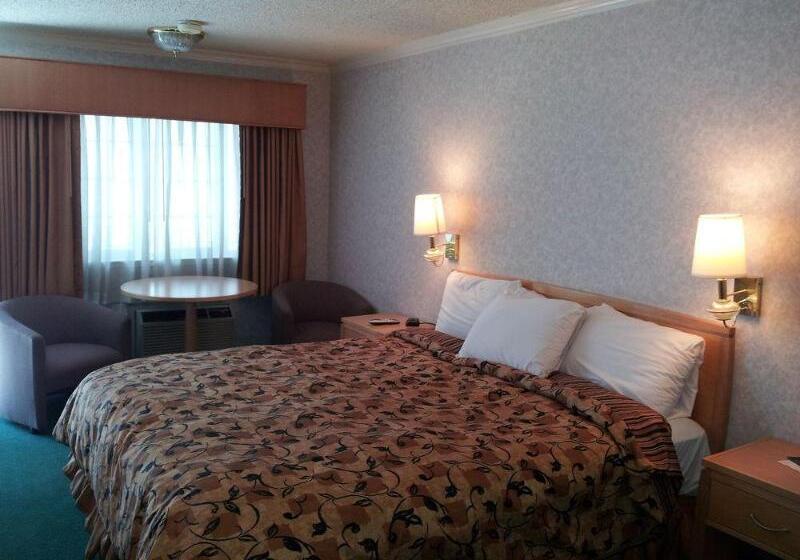 فندق على الطريق Castle Inn