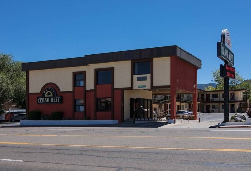 汽车旅馆 Cedar Lodge