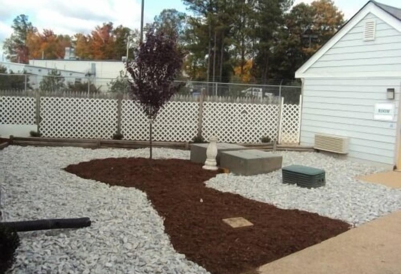 모텔 Newport News Inn