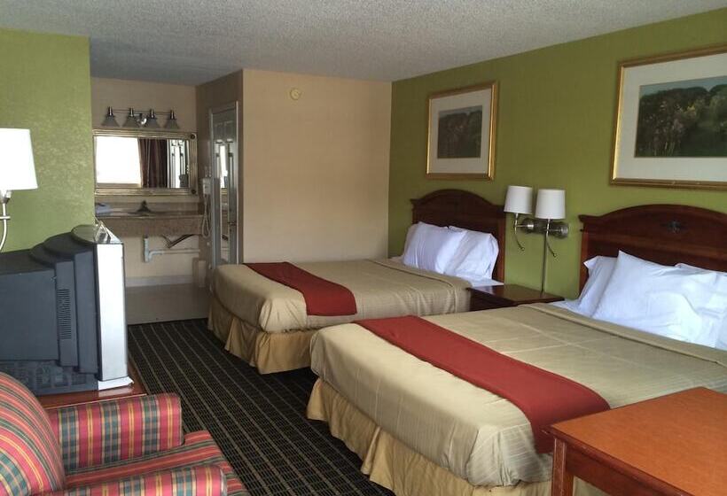 모텔 Newport News Inn