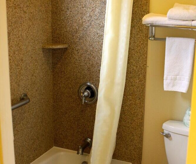 فندق على الطريق San Luis Inn And Suites