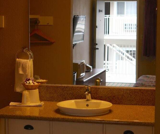 فندق على الطريق San Luis Inn And Suites