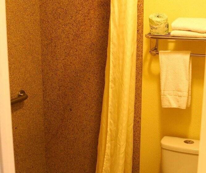 فندق على الطريق San Luis Inn And Suites