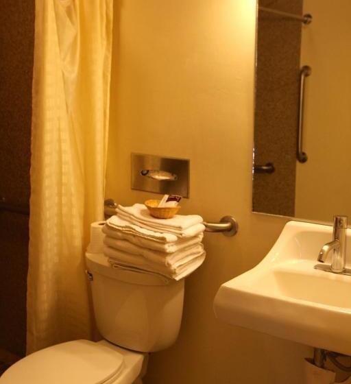 فندق على الطريق San Luis Inn And Suites