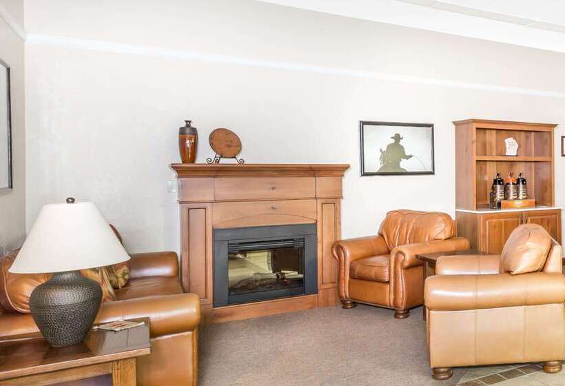 モーテル Super 8 By Wyndham Salina/scenic Hills Area