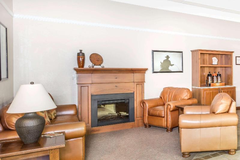 モーテル Super 8 By Wyndham Salina/scenic Hills Area