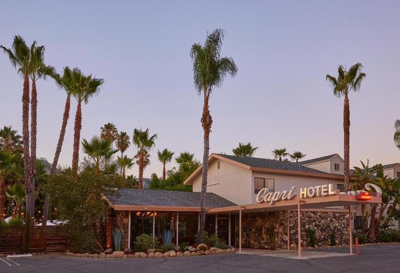 فندق على الطريق The Capri