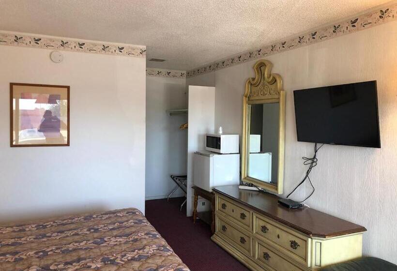 Мотель The Hastings Inn Salina