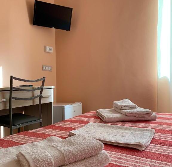 تختخواب و صبحانه Naranja