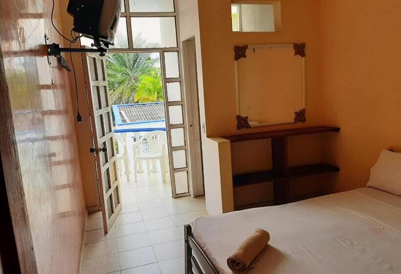 Отель Es Lancers, Melgar