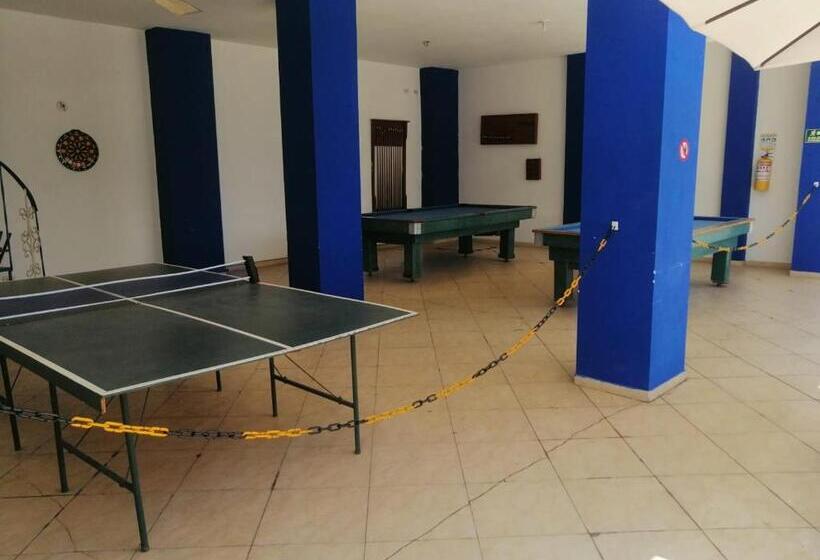 Отель Es Lancers, Melgar