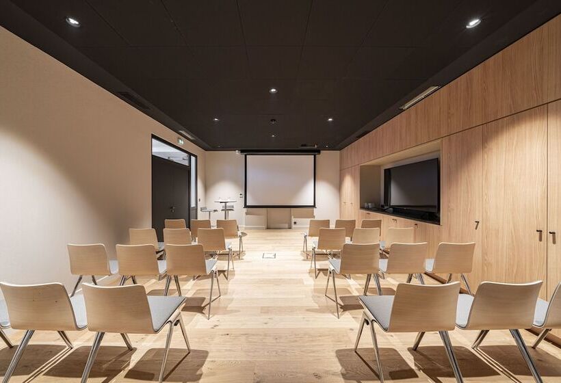 La Caserne Chanzy Hotel & Spa, Autograph Collection