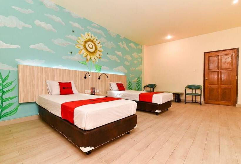 호텔 Reddoorz Plus @ Ketapang Satu Beach Kupang