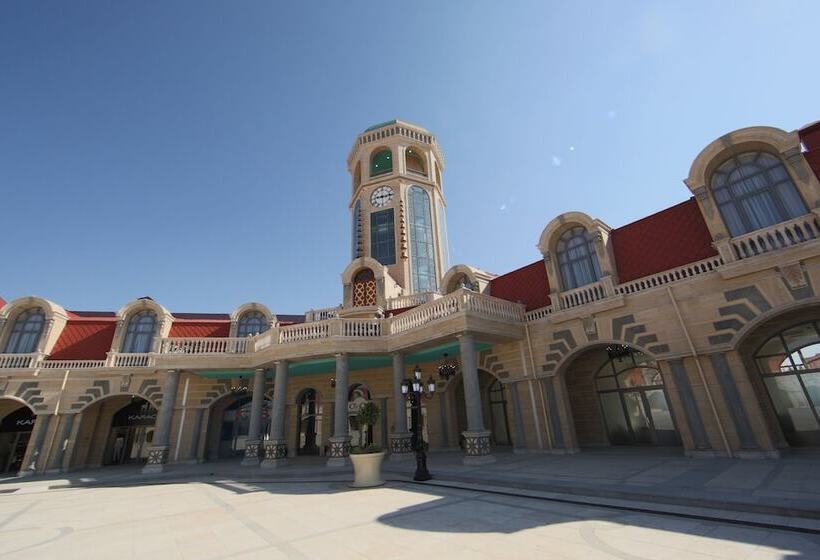 هتل Saat Meydani Nakhchivan