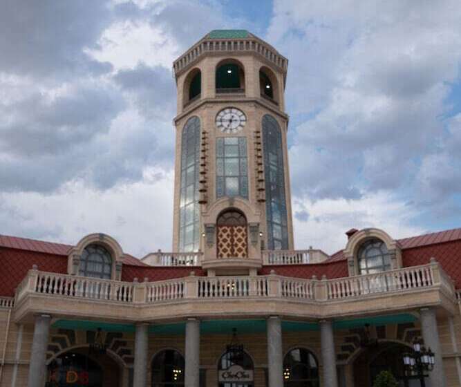 هتل Saat Meydani Nakhchivan