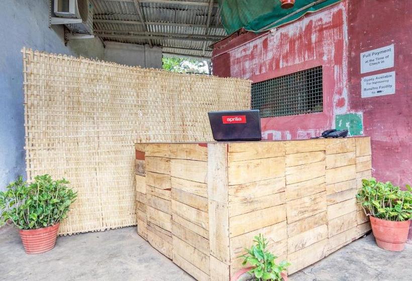 Отель Spot On 41699 Jungle Huts