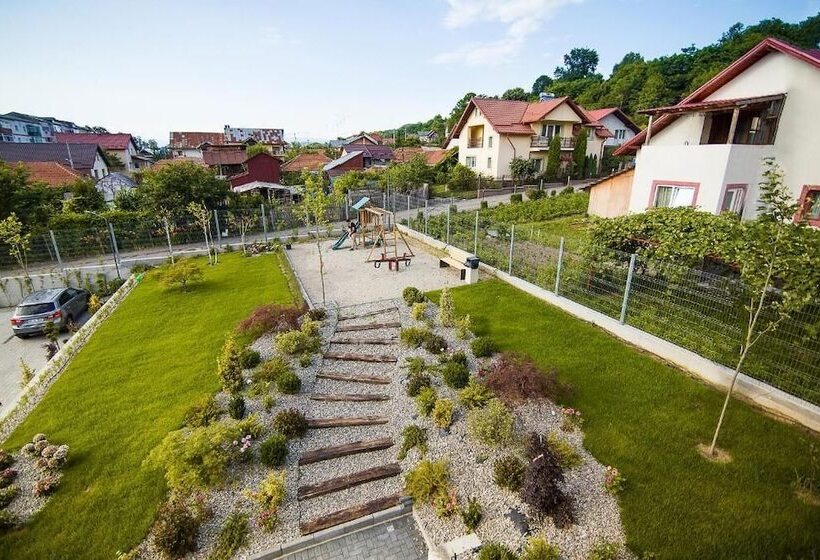 Отель Subcarpati